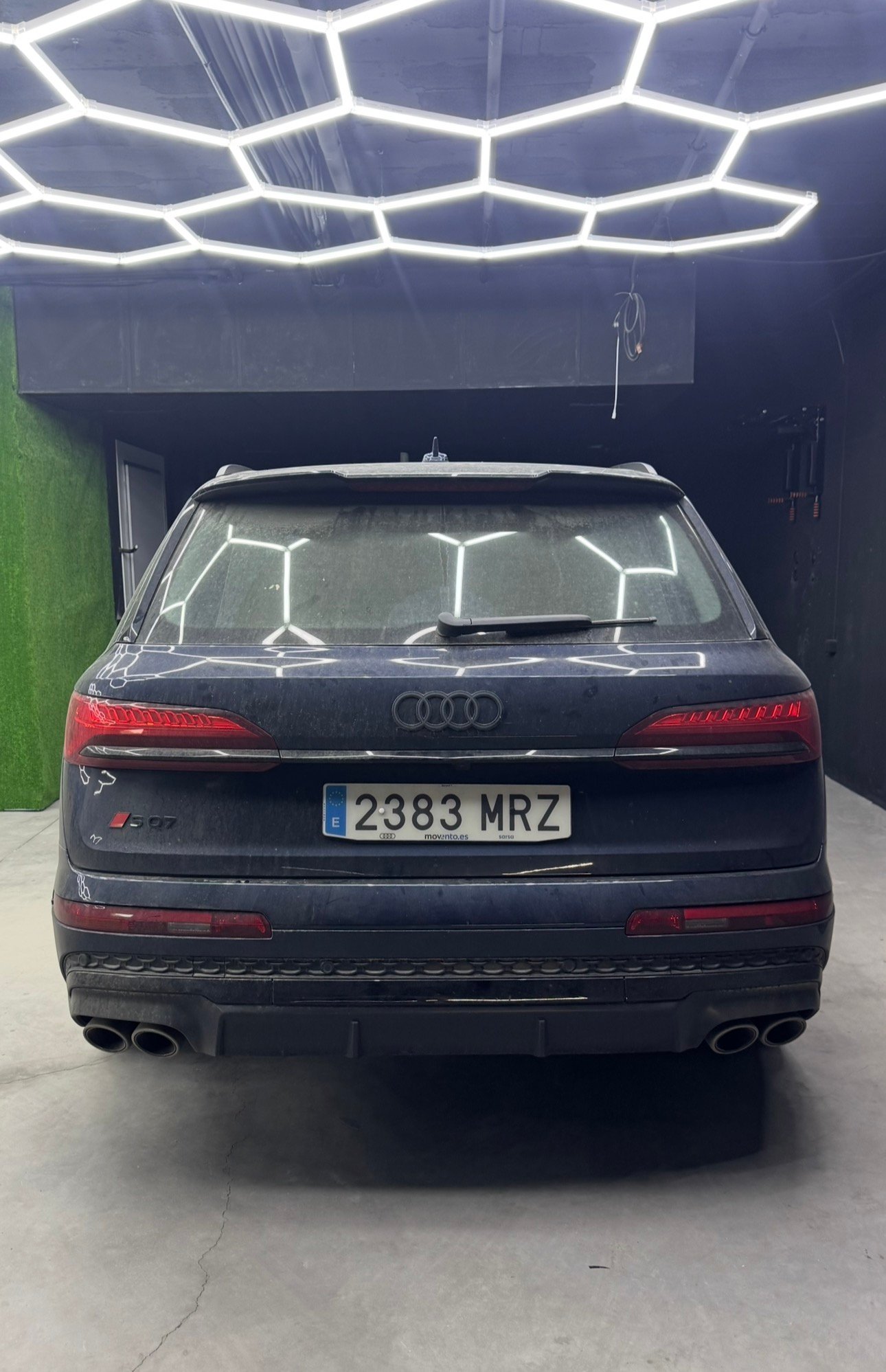 Audi SQ7 exterior before — dusty, dull paint